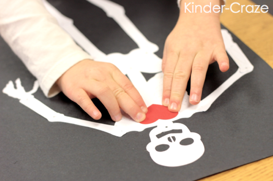 cute kindergarten x-ray skeleton craft