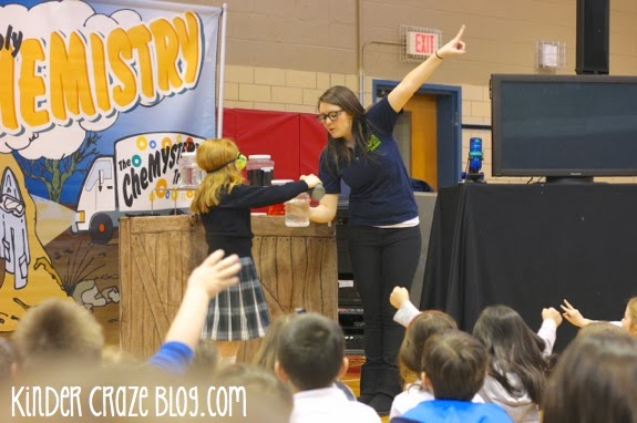 COSI on Wheels Chemistry science assembly