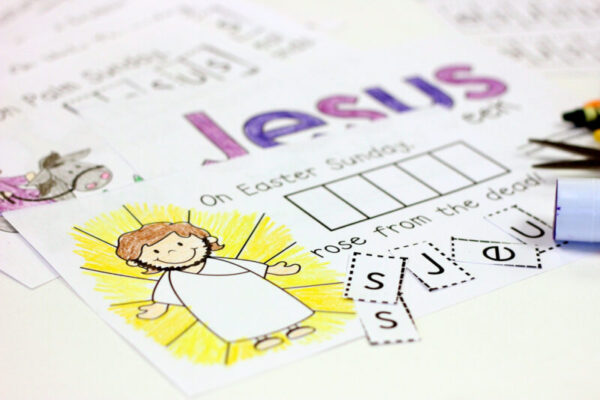 FREE Interactive Sight Word Reader for Holy Week